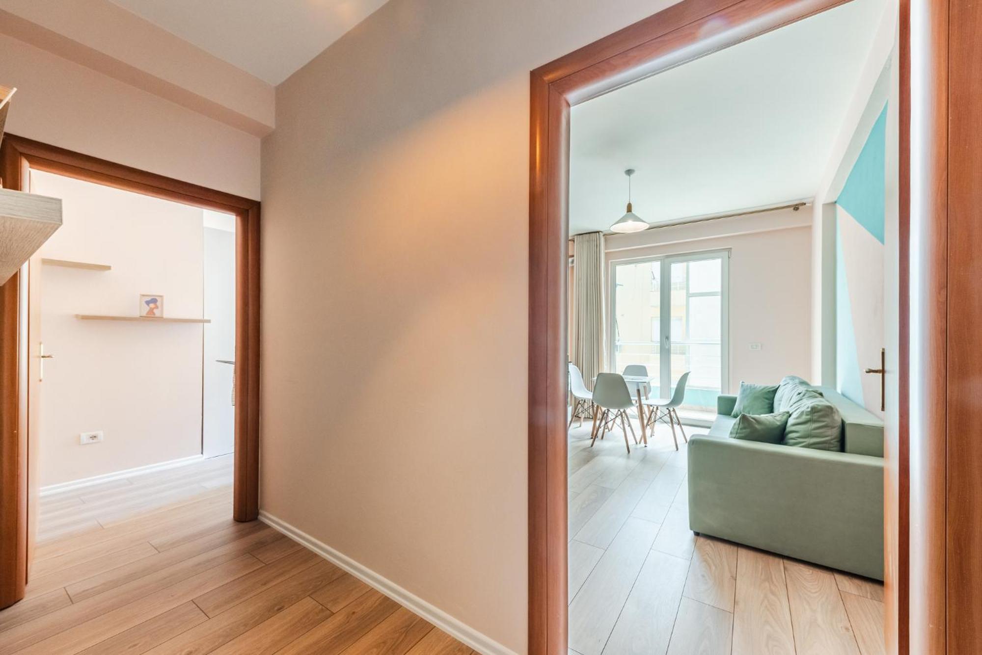 Sunny Central Apartment Durres Bagian luar foto